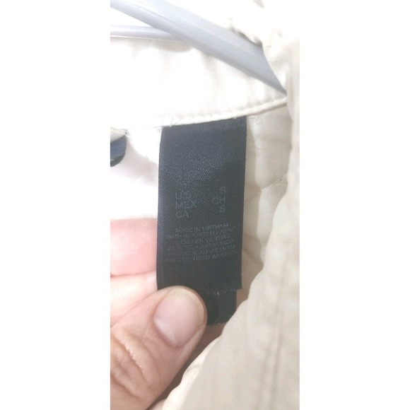 LIZ CLAIBORNE CRAZY HORSE LADIES CREAM COLOR QUILTED JACKET / COAT SIZE SMALL - Picture 3 of 9